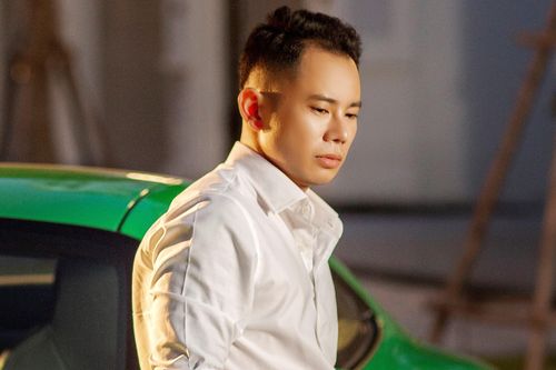 Lê Bảo Bình san bằng kỷ lục BXH #zingchart