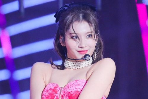 Bước đi táo bạo của JYP
