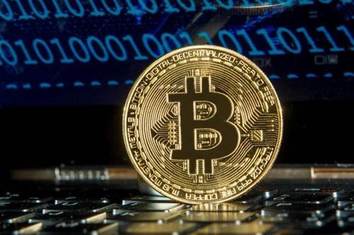 Cá voi thức giấc, nửa triệu Bitcoin được giao dịch trong 24h