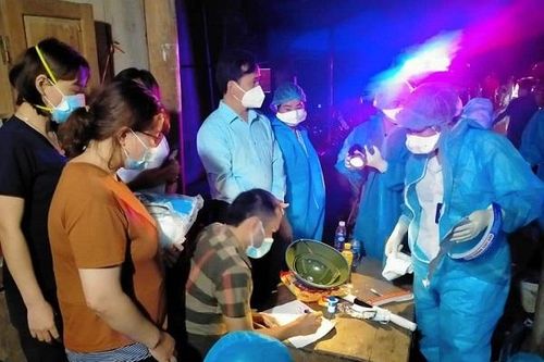 Nghệ An: Cho F1 đang cách ly về thăm nhà, Chủ tịch UBND xã bị tạm đình chỉ công tác