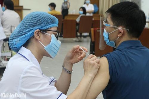 Quận Hai Bà Trưng: Triển khai tiêm vaccine phòng, chống Covid-19 ở 18 phường