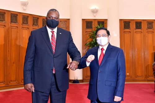 Thủ tướng Phạm Minh Chính tiếp Bộ trưởng Quốc phòng Hoa Kỳ