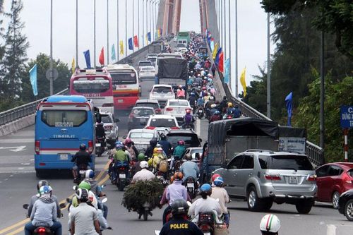 Bến Tre hỗ trợ, đón công dân từ TP Hồ Chí Minh về quê