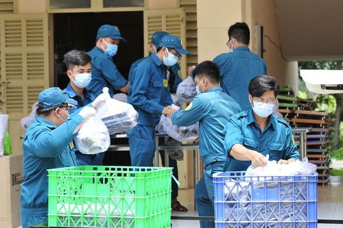 Sát cánh cùng các địa phương phía nam chống dịch Covid-19