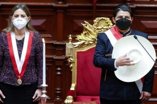 Tổng thống đắc cử Peru tuyên thệ nhậm chức: Nhiều kỳ vọng và hứa hẹn