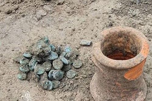 Hũ tiền xu ở thành phố cổ Phanagoria hé lộ vụ tàn phá khốc liệt