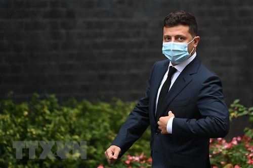 Tổng thống Ukraine thay Tổng tham mưu trưởng quân đội