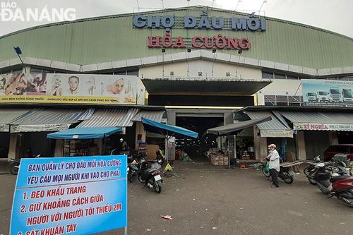 Cấm đỗ xe một số đoạn, tuyến đường xung quanh khu vực chợ đầu mối Hòa Cường