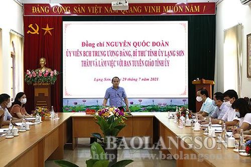 Tiếp tục nghiên cứu, đổi mới mạnh mẽ nội dung, phương thức, cách thức triển khai nhiệm vụ trên tất cả các lĩnh vực của công tác tuyên giáoTin khácPhát huy vai trò công tác tuyên giáo, tạo đồng thuận xã hôịSáng mãi truyền thống 'uống nước nhớ nguồn'