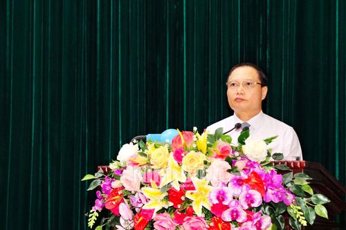 'Tập trung trí tuệ, nghiên cứu, đóng góp nhiều ý kiến thiết thực, đáp ứng yêu cầu, nguyện vọng của cử tri và nhân dân trong tỉnh' (*)