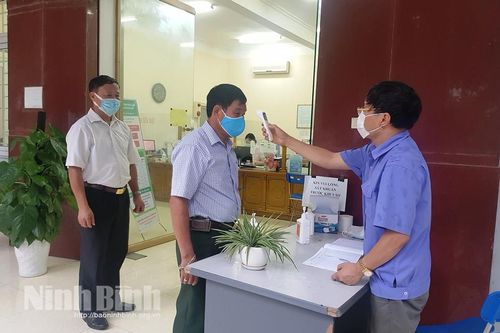 Ninh Bình triển khai một số biện pháp cấp bách phòng chống dịch COVID-19