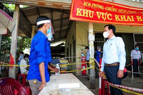 Kiểm tra công tác phòng, chống COVID-19 tại huyện Hải Lăng