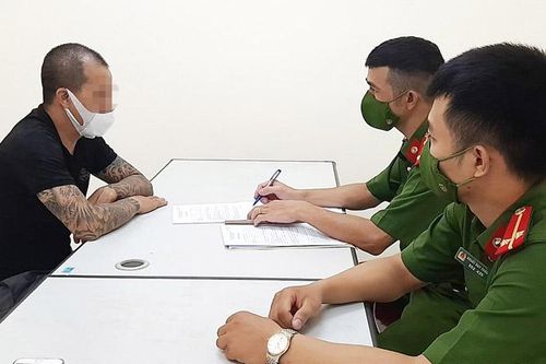 Xử phạt 6 triệu đồng hai vợ chồng chống đối ở chốt kiểm dịch chợ Yên Phụ