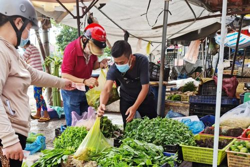 Người dân Hậu Giang có 7 giờ đi chợ trong ngày