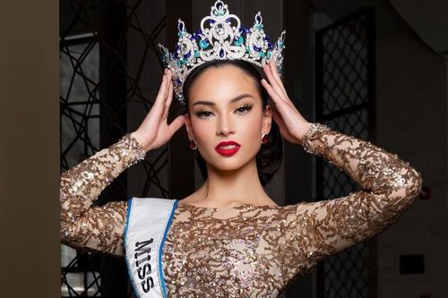 Vũ công ballet 21 tuổi đăng quang hoa hậu Chile
