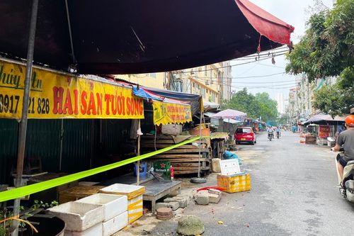 Hà Đông đóng cửa chợ tạm hơn 300 hộ kinh doanh để phòng dịch Covid-19
