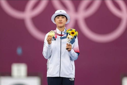 Thâu tóm ba huy chương vàng, cung thủ 20 tuổi Hàn Quốc đi vào lịch sử Olympic