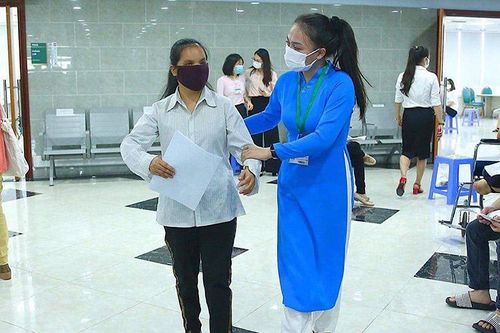 Chia sẻ xúc động của 200 người khuyết tật và yếu thế sau 24 giờ tiêm vaccine
