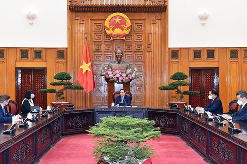 Việt Nam coi trọng mối quan hệ hữu nghị truyền thống với Romania