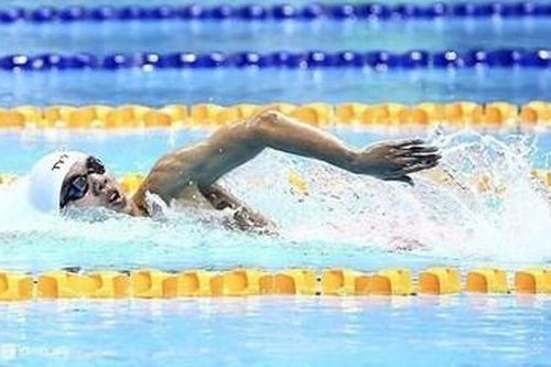 Huy Hoàng về đích thứ 5 ở vòng loại 1500m bơi tự do nam