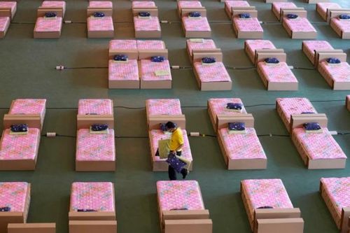 Các bệnh viện ở Thái Lan thiếu giường do số ca nhiễm COVID-19 tăng cao