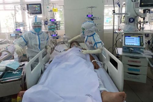 Nhật hỗ trợ khẩn cấp trang bị y tế điều trị Covid-19 cho BV Chợ Rẫy