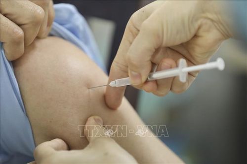 Bộ Y tế phân bổ hơn 2,9 triệu liều vaccine AstraZeneca cho các địa phương