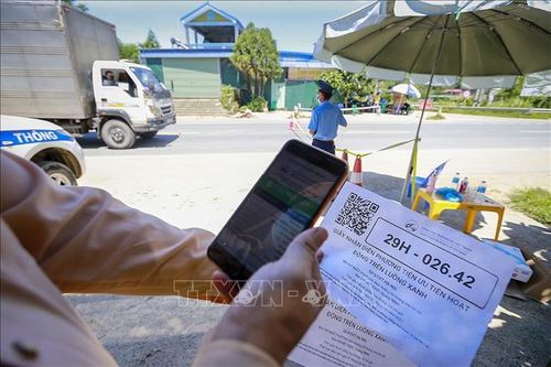 Làm giả mã QR Code và phiếu xét nghiệm để qua chốt kiểm soát phòng, chống dịch