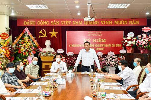 Gặp mặt kỷ niệm 91 năm ngày truyền thống ngành tuyên giáo của Đảng