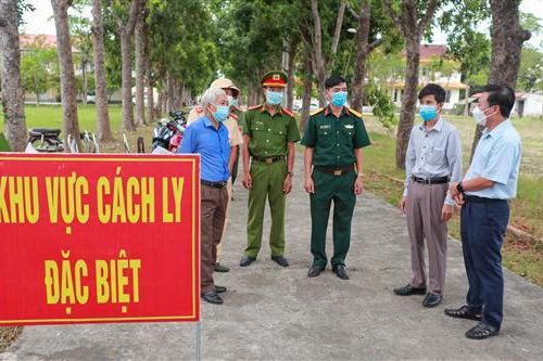 Chủ tịch UBMTTQVN tỉnh Đào Mạnh Hùng kiểm tra công tác phòng, chống COVID-19