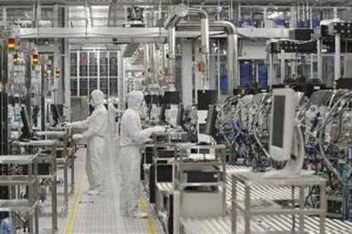 Thế giới Thế giới ASEAN: Xuất khẩu vượt mức trước đại dịch nhờ chip và ô tô