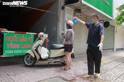 Kiểm soát ra vào nghiêm ngặt tại các 'vùng xanh' TP.HCM