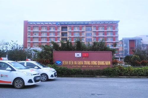 4 nhân viên mắc COVID-19, bệnh viện ở Quảng Nam phong tỏa 3 ngày