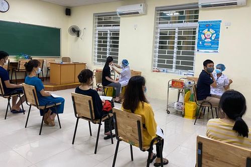 Hà Nội tiếp tục triển khai tiêm vắc xin phòng Covid-19 trên diện rộng