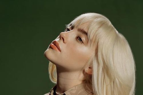 Happier Than Ever: Hành trình trưởng thành và hàn gắn vết sẹo tâm hồn của Billie Eilish