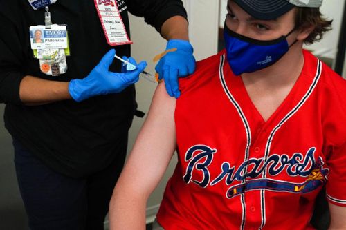 Nhân viên Mỹ được yêu cầu tiêm vaccine hoặc nghỉ việc