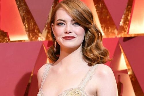 Emma Stone cân nhắc kiện Disney