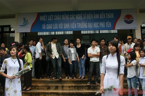 Lùi lịch Liên hoan phim Việt Nam 2021