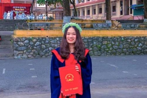 Nữ sinh dân tộc Tày đạt 2 điểm 10 trong kỳ thi tốt nghiệp THPT năm 2021