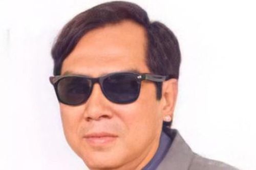 Nhạc sỹ khiếm thị - NSƯT Khải Hoàn qua đời sau 3 tuần điều trị COVID-19