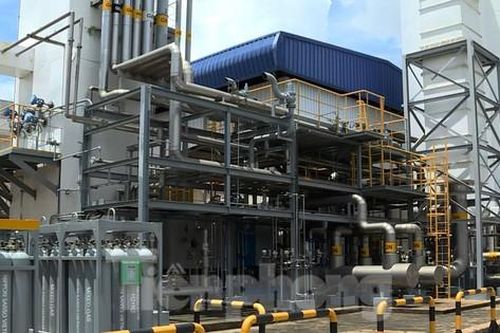 Cận cảnh nhà máy sản xuất oxy y tế 'khổng lồ' phục vụ bệnh viện điều trị COVID-19