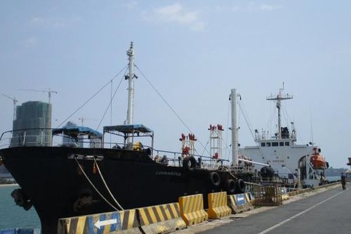 Mỹ thông báo bắt tàu chở dầu trái phép tới Triều Tiên