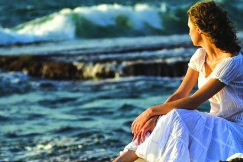Làm mẹ đơn thân hay cùng chồng 'gánh' nợ: Lựa chọn nào cũng chông gai