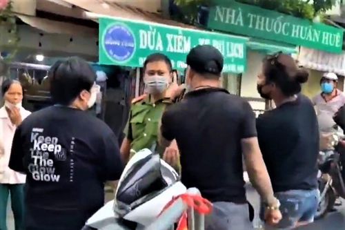 Cãi cùn thời COVID-19: Khó khăn lộ thói vô ý thức
