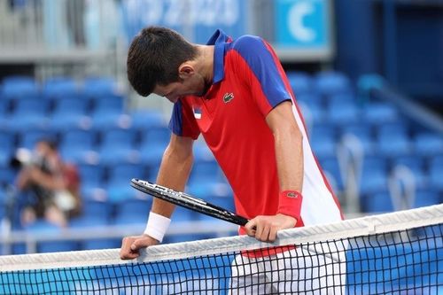 Djokovic thất bại, bỏ cuộc, trắng tay rời Olympic Tokyo 2020