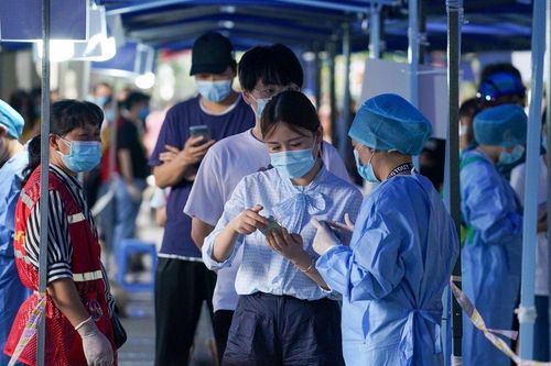 Biến chủng Delta đe dọa những thành tựu của thế giới trong chống dịch Covid-19