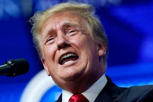 Không còn làm tổng thống, ông Donald Trump vẫn huy động được 102 triệu USD