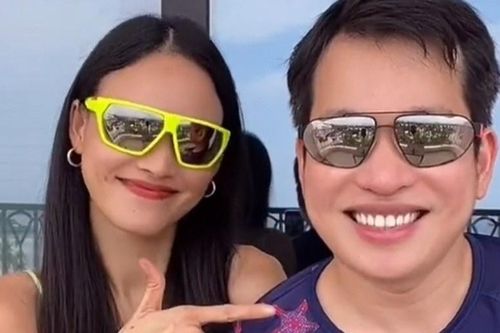 Tuyết Lan đăng ảnh bên bạn trai