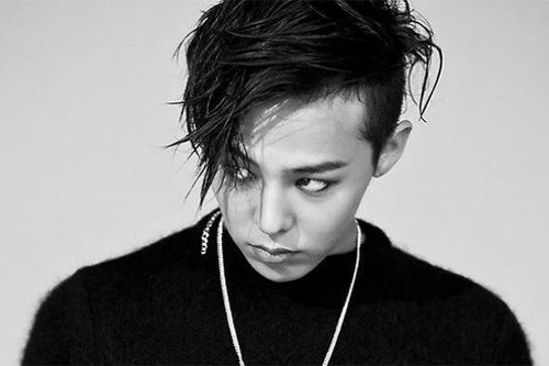 Kênh YouTube có 2 triệu lượt đăng ký dù không đăng video