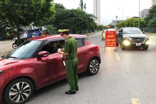 Hà Đông xử phạt trên 450 trường hợp vi phạm quy định phòng chống dịch bệnh